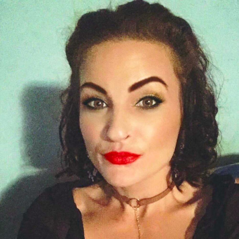 Meet your Posher, Kelly